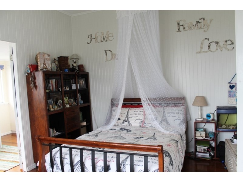 25 Grosvenor Street, Maryborough QLD 4650