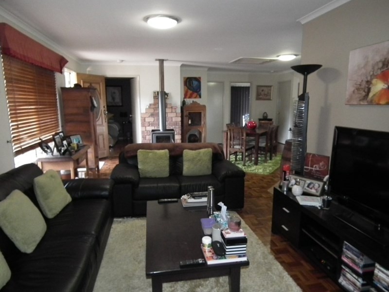 39 Kirrang Court, Antigua QLD 4650