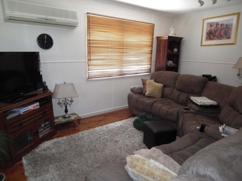 103 Bronze Street, Aldershot QLD 4650