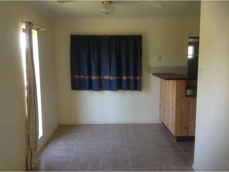 38 Bushnell Street, Granville QLD 4650