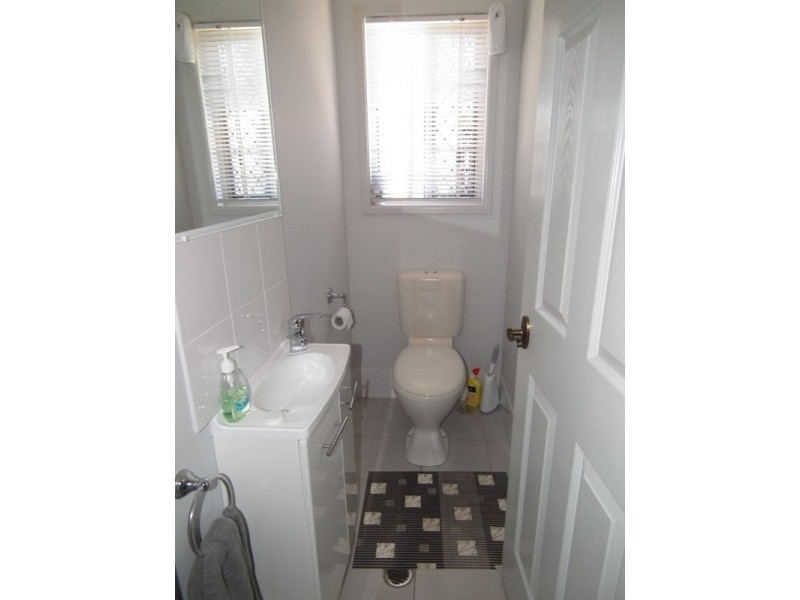 38 Vaughan Street, Aldershot QLD 4650