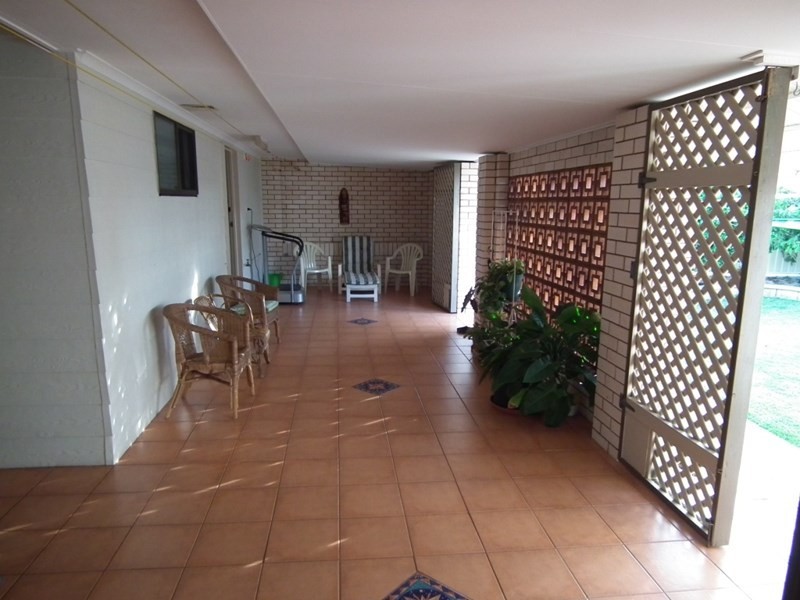 17 Jocelyn Parade, Granville QLD 4650