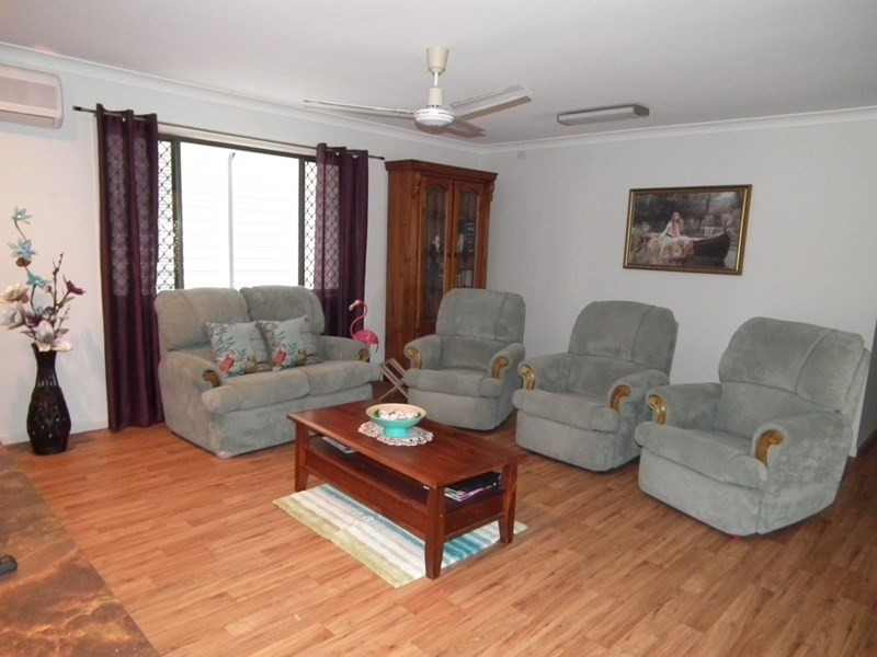 17 Jocelyn Parade, Granville QLD 4650