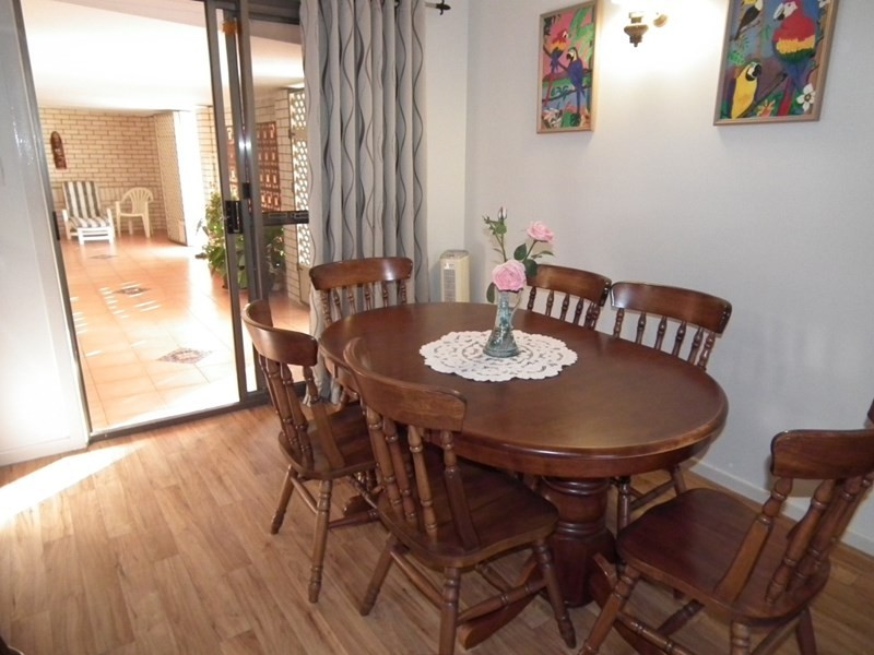 17 Jocelyn Parade, Granville QLD 4650