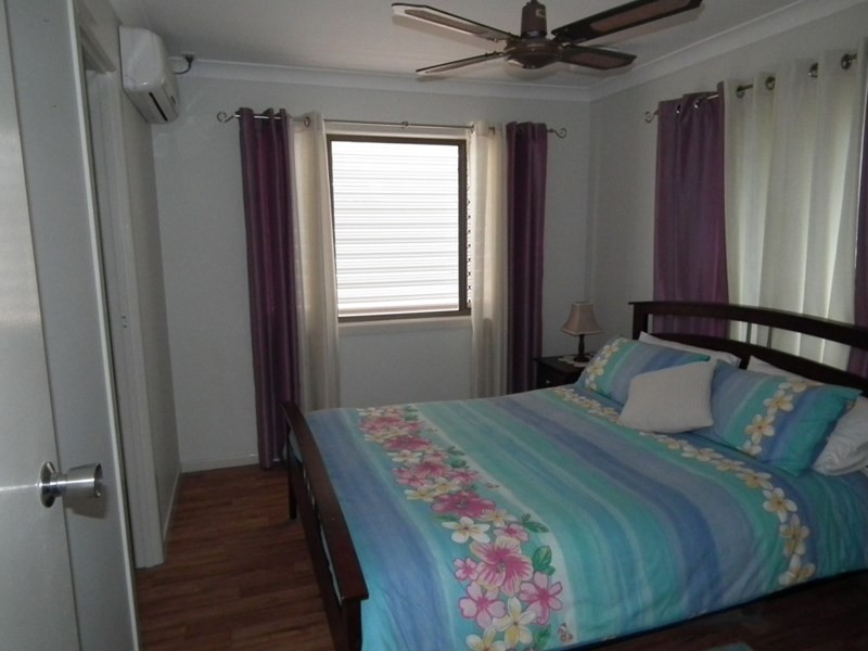 17 Jocelyn Parade, Granville QLD 4650