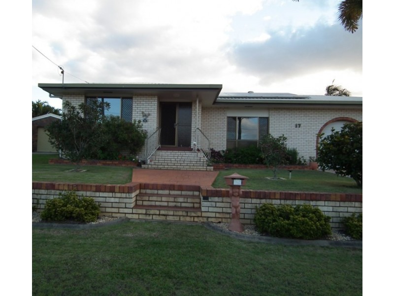 17 Jocelyn Parade, Granville QLD 4650