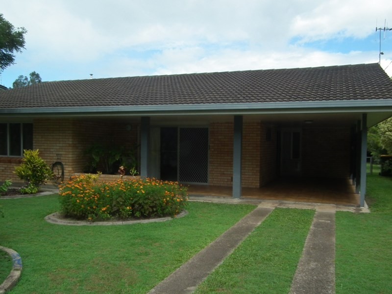 106 Boys Avenue, Maryborough QLD 4650