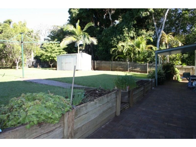 3 Yuruga Place, Tinana QLD 4650