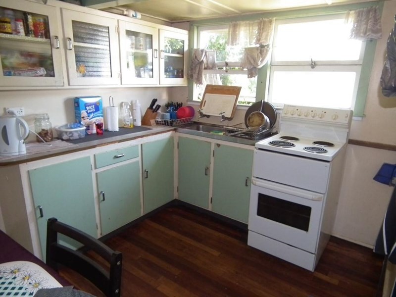 7 Robinson Street, Maryborough QLD 4650