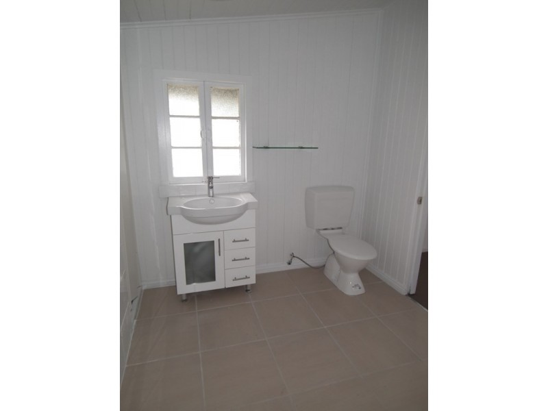 240 Cheapside Street, Maryborough QLD 4650