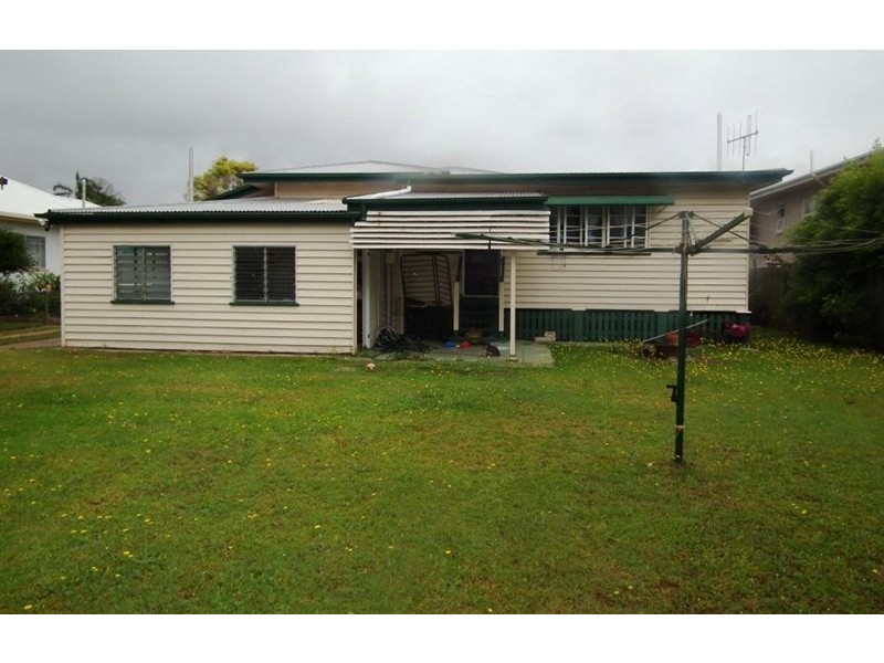 17 William Street, Maryborough QLD 4650