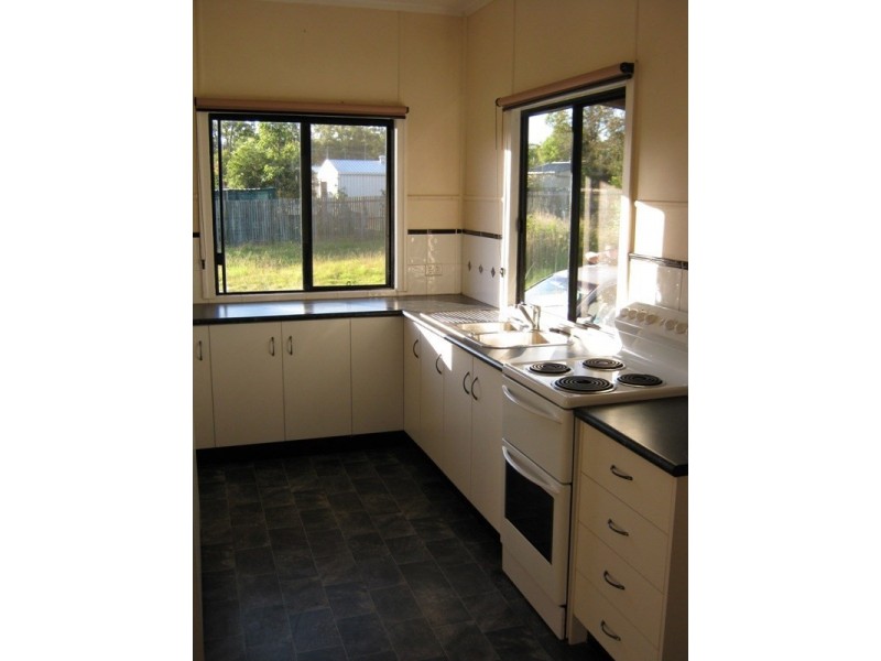 67 Brugh Street, Aldershot QLD 4650