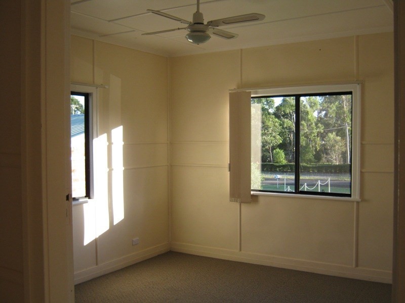 67 Brugh Street, Aldershot QLD 4650