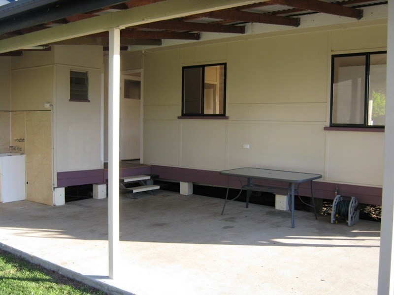 67 Brugh Street, Aldershot QLD 4650