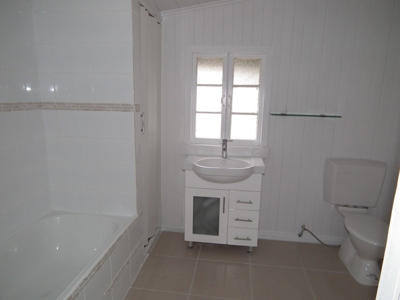 240 Cheapside Street, Maryborough QLD 4650