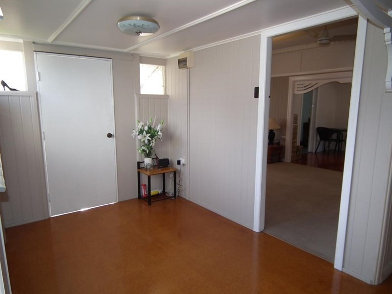 86 Dundas Street, Granville QLD 4650