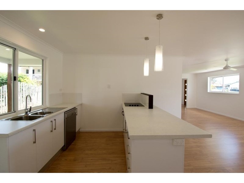 18 Nuneaton Street, Maryborough QLD 4650