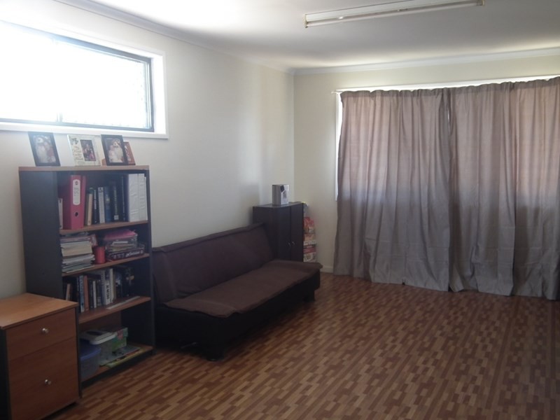 37 Jocelyn Parade, Granville QLD 4650