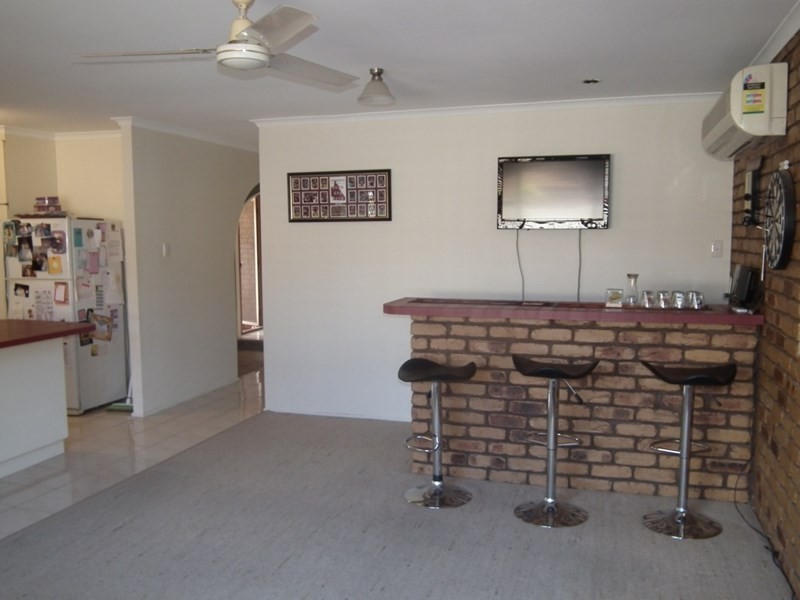 37 Jocelyn Parade, Granville QLD 4650
