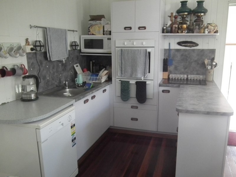 10 Eva Street, Maryborough QLD 4650