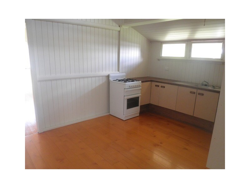 102 Walker Street, Maryborough QLD 4650