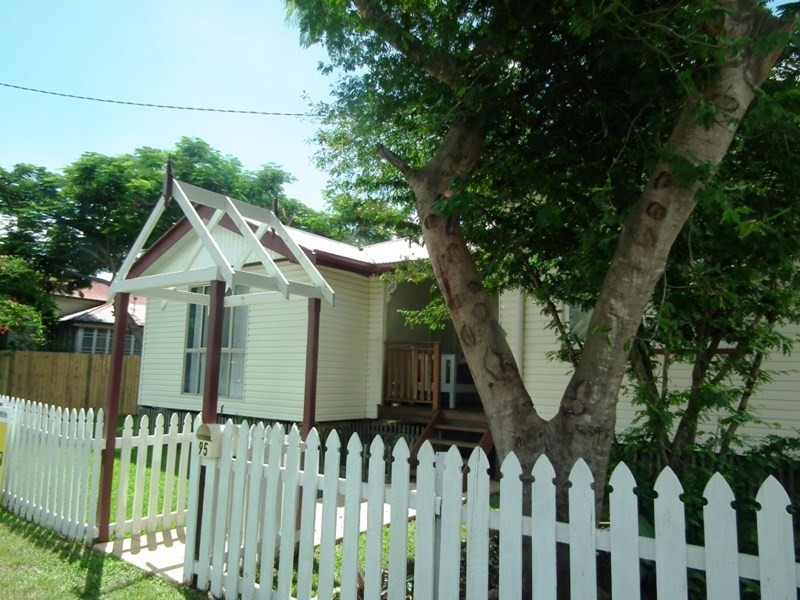 95 March Street, Maryborough QLD 4650
