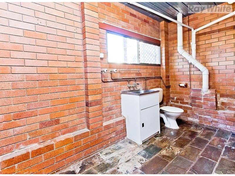 2 High Street, Tinana QLD 4650