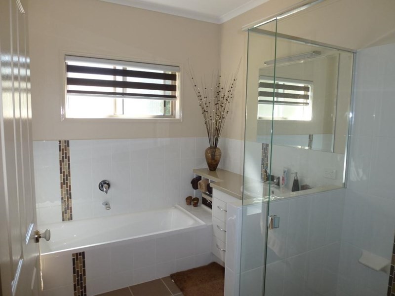 34 Bond Street, Bidwill QLD 4650