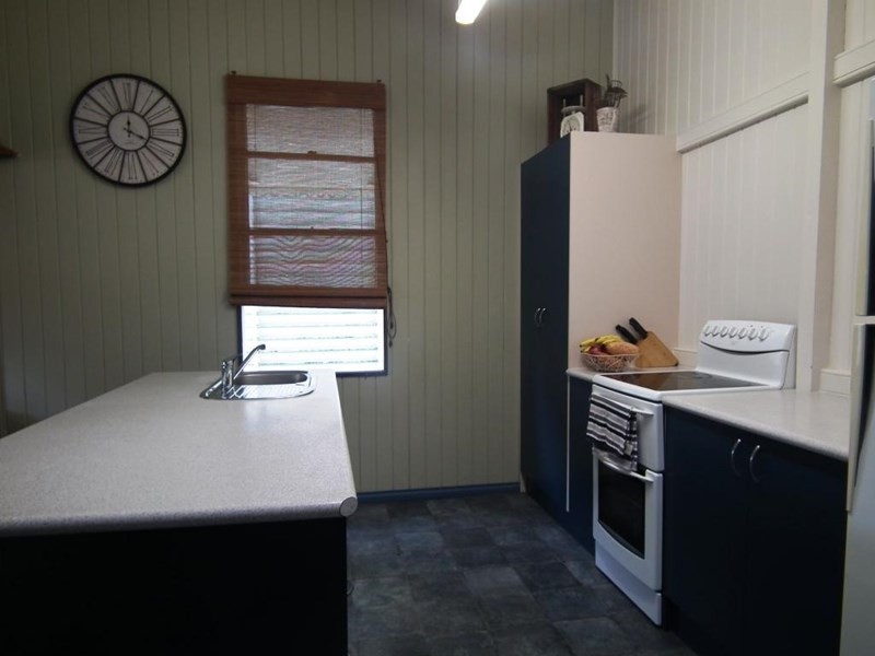 27 Ferry Lane, Maryborough QLD 4650