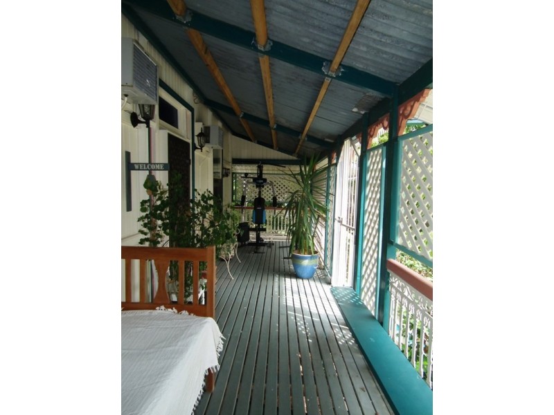 27 Ferry Lane, Maryborough QLD 4650