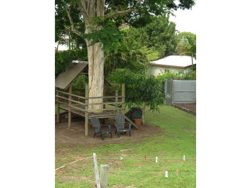 27 Ferry Lane, Maryborough QLD 4650