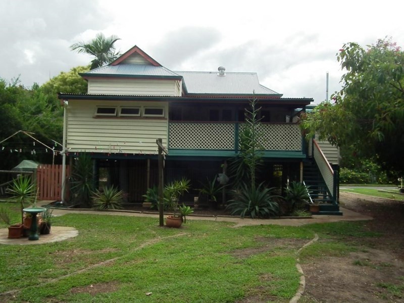 27 Ferry Lane, Maryborough QLD 4650