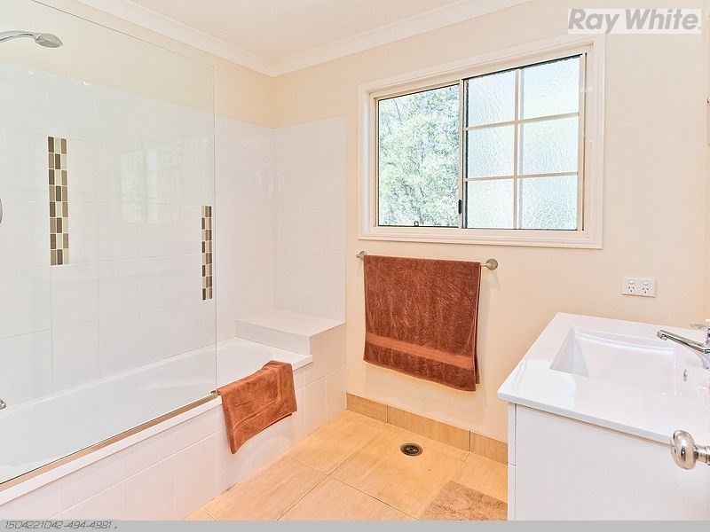 71 Fibrosa Court, Maryborough QLD 4650