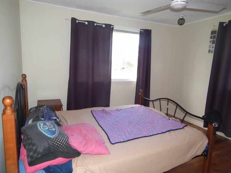 27 Tapscott Street, Tinana QLD 4650