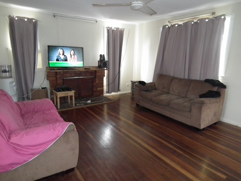 27 Tapscott Street, Tinana QLD 4650