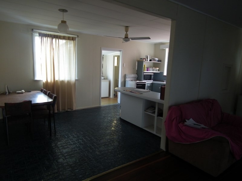 27 Tapscott Street, Tinana QLD 4650