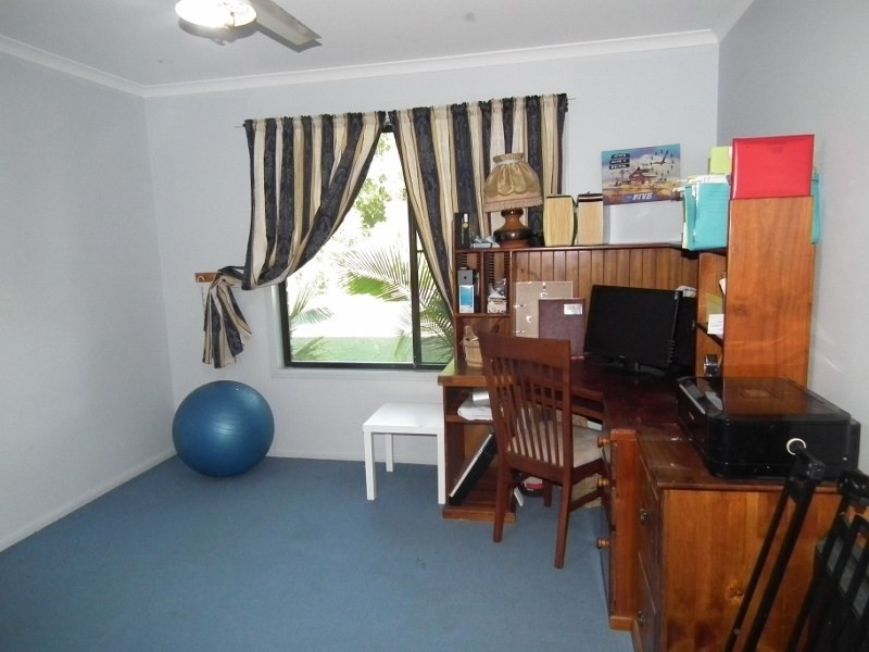 51 Amanda Avenue, Oakhurst QLD 4650