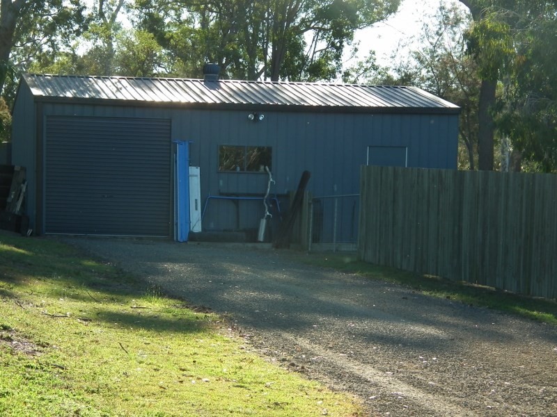 51 Amanda Avenue, Oakhurst QLD 4650