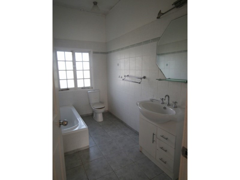 33 Van Doorn Road, Tiaro QLD 4650