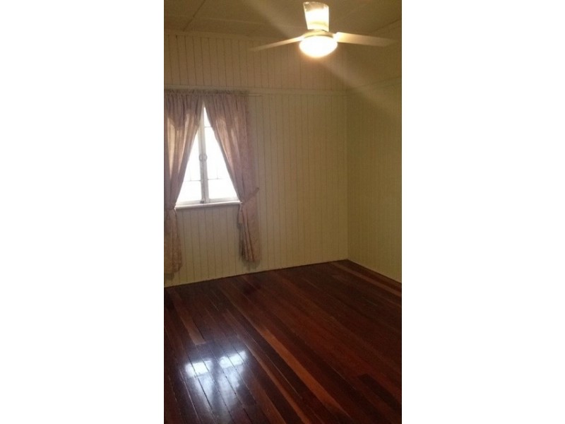 25 Amity Street, Maryborough QLD 4650
