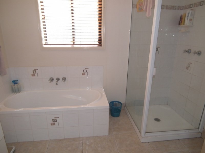 25 Dyson Street, Aldershot QLD 4650