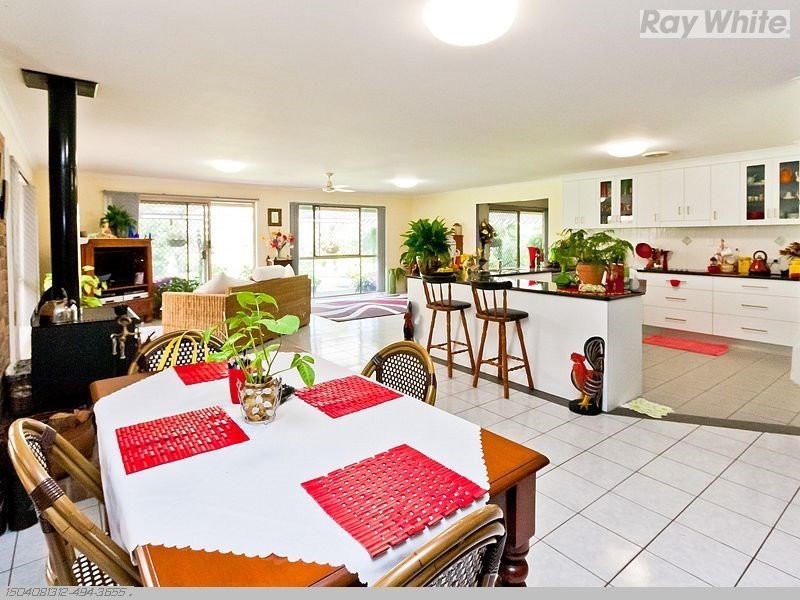 90 Mayfair Street, Maryborough QLD 4650