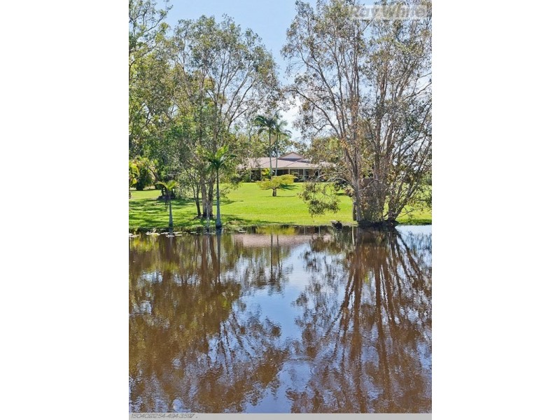 90 Mayfair Street, Maryborough QLD 4650