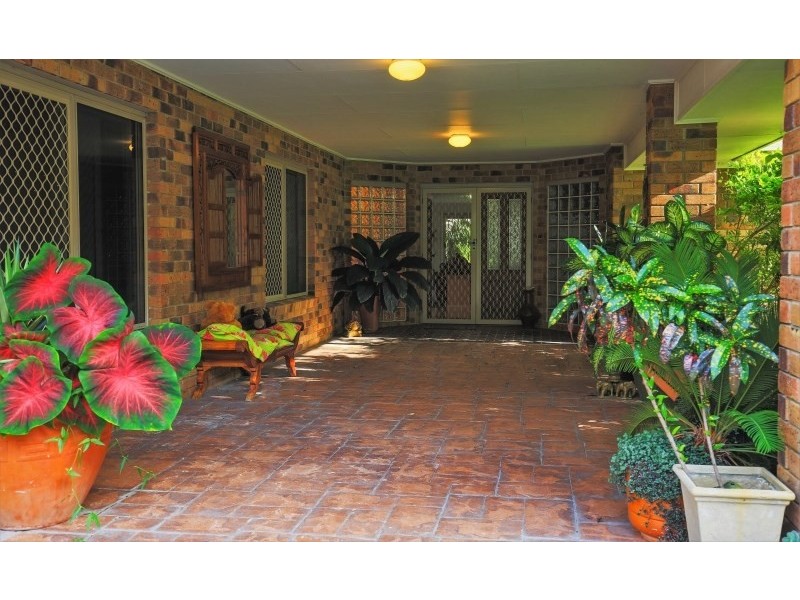 90 Mayfair Street, Maryborough QLD 4650