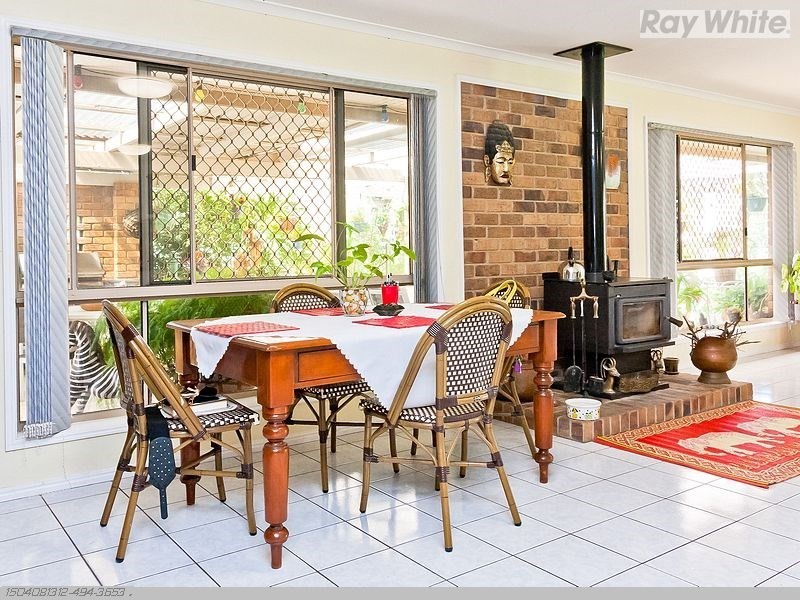 90 Mayfair Street, Maryborough QLD 4650