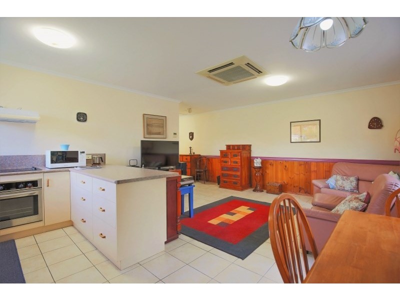 90 Mayfair Street, Maryborough QLD 4650