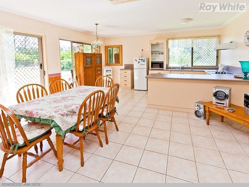 90 Mayfair Street, Maryborough QLD 4650