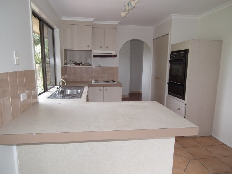 15 Ross Street, Granville QLD 4650