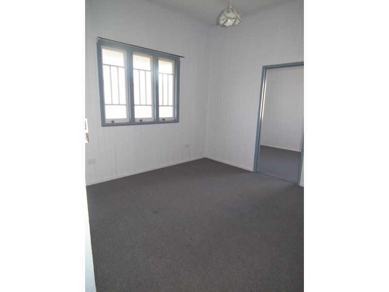 10 Richard Street, Maryborough QLD 4650