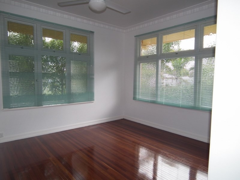 30 Burrum Street, Maryborough QLD 4650